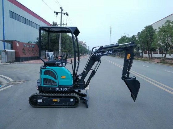 DL18X微型挖掘機(jī)--熱銷